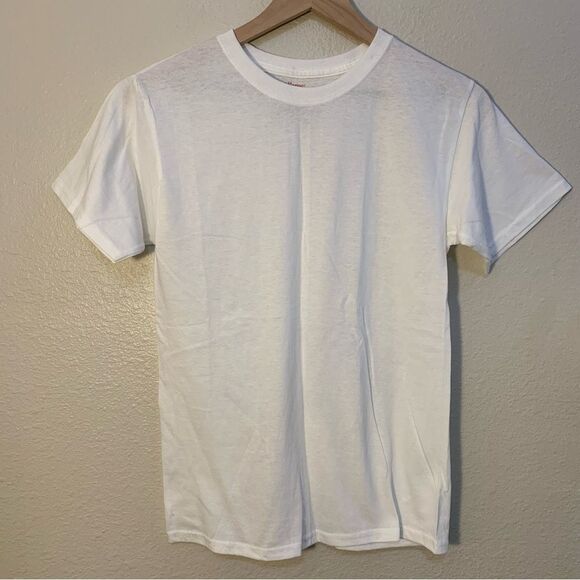 Hanes 2 T-Shirts Undershirts Youth Large White 100% Cotton Crew Neck Lot 2. - Picture 3 of 9